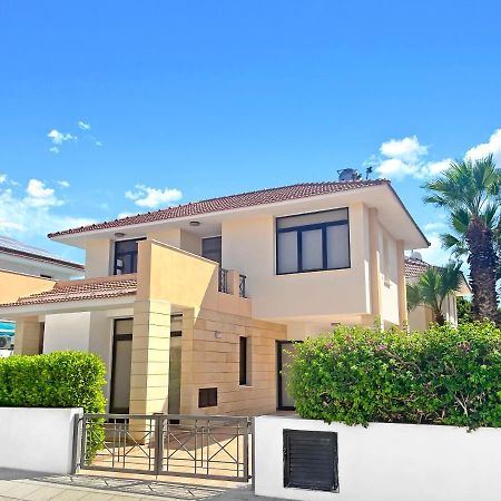 Villa Alba With Beach Access Lárnaca Exterior foto